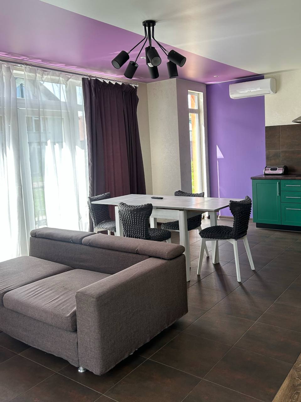 Вітальня Tur House